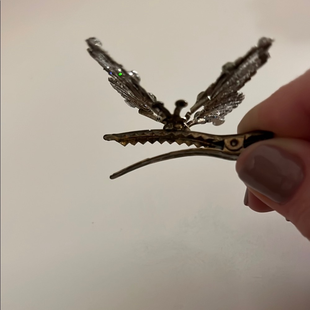 HAIR CLIP Sparkling Butterfly with moving wings and rhinestones